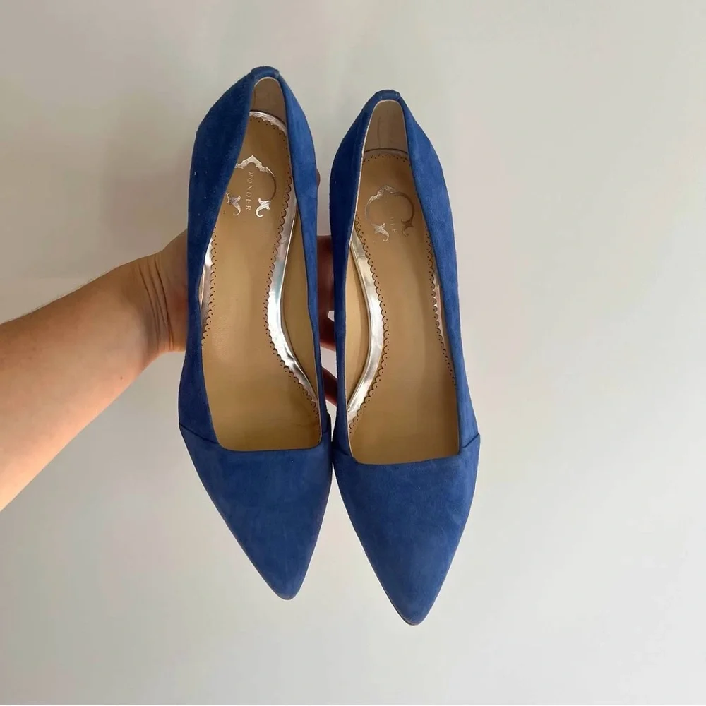 C. Wonder Blue Azure / Cerulean Blue Suede Leather Heels Size 7